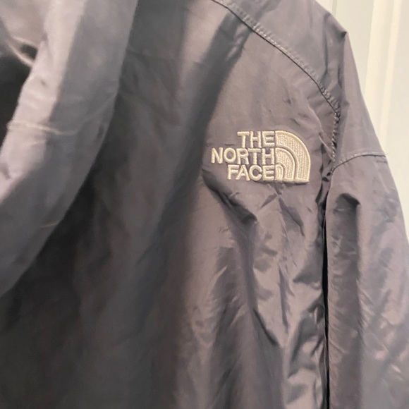 The North Face grey jacket - Picture 3 of 8